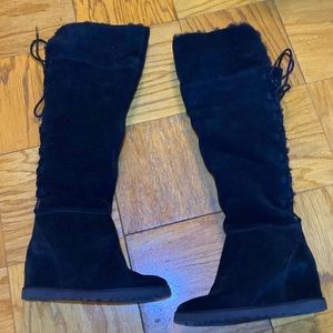 UGG size 9 black Femme boots